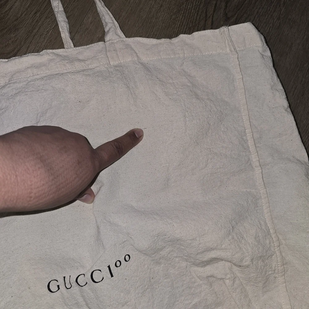 GUCCI Canvas Tote Bag in Natural Cream